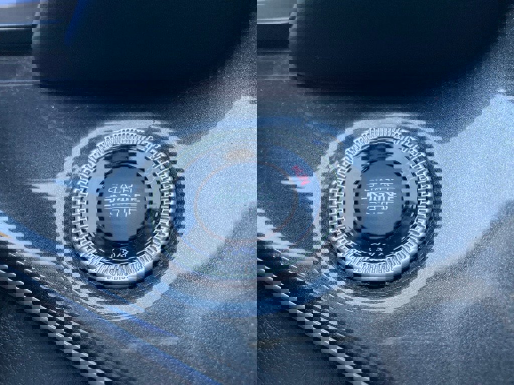 Used 2022 Jeep Grand Cherokee L Laredo w/ Luxury Tech Group I image 22