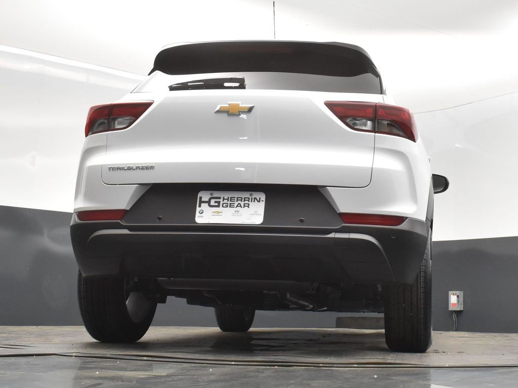 New 2025 Chevrolet TrailBlazer LS w/ LS Convenience Package image 40