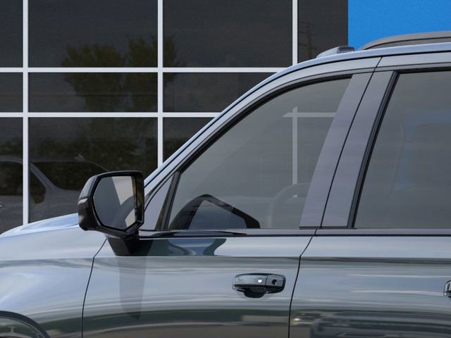 New 2026 Chevrolet Suburban RST image 12