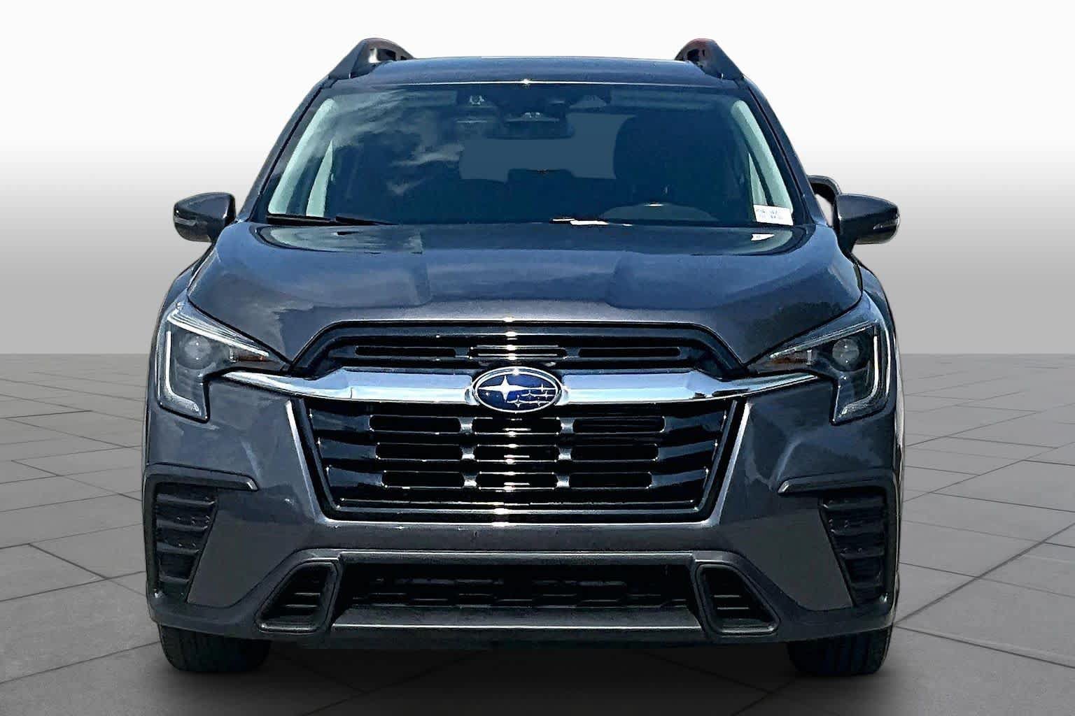 Used 2023 Subaru Ascent Premium w/ Convenience Package AWD/4WD image 4