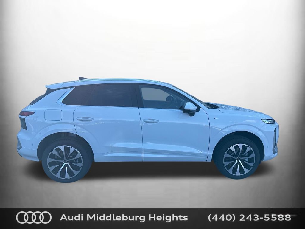 New 2026 Audi Q3 quattro 2.0T image 9