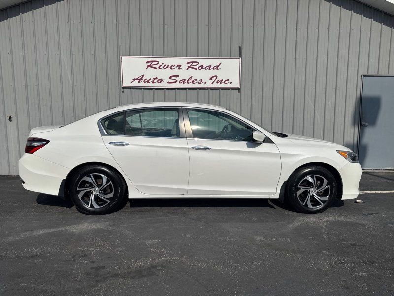 Used 2016 Honda Accord LX image 5