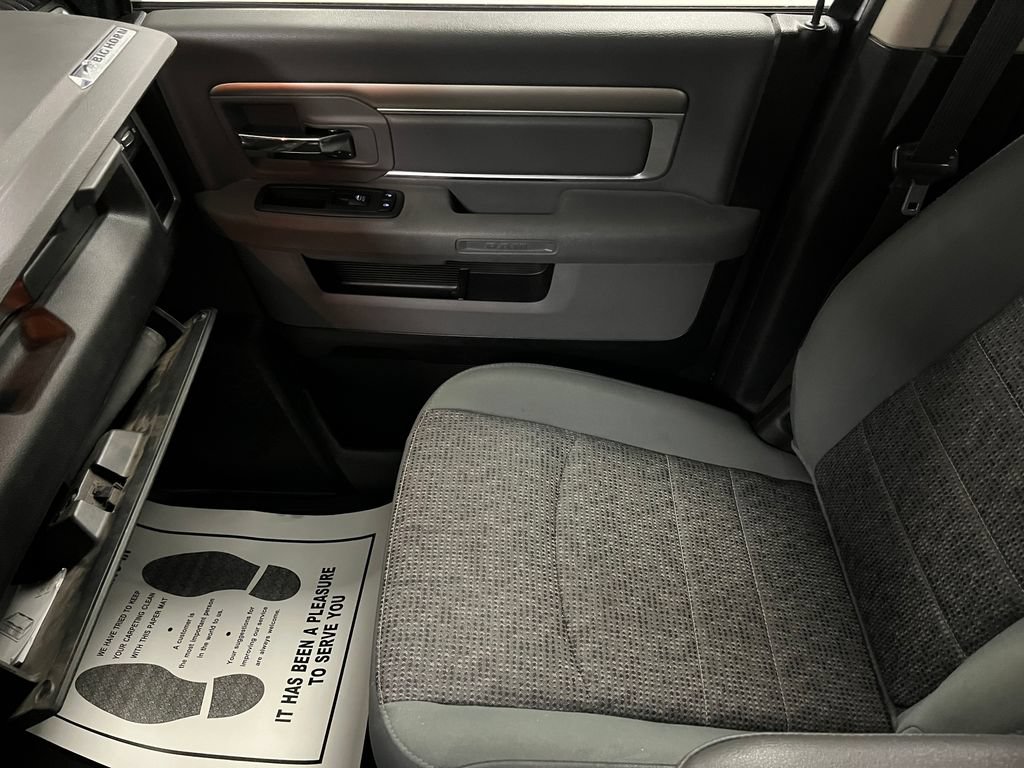Used 2018 RAM 1500 Big Horn AWD/4WD image 40
