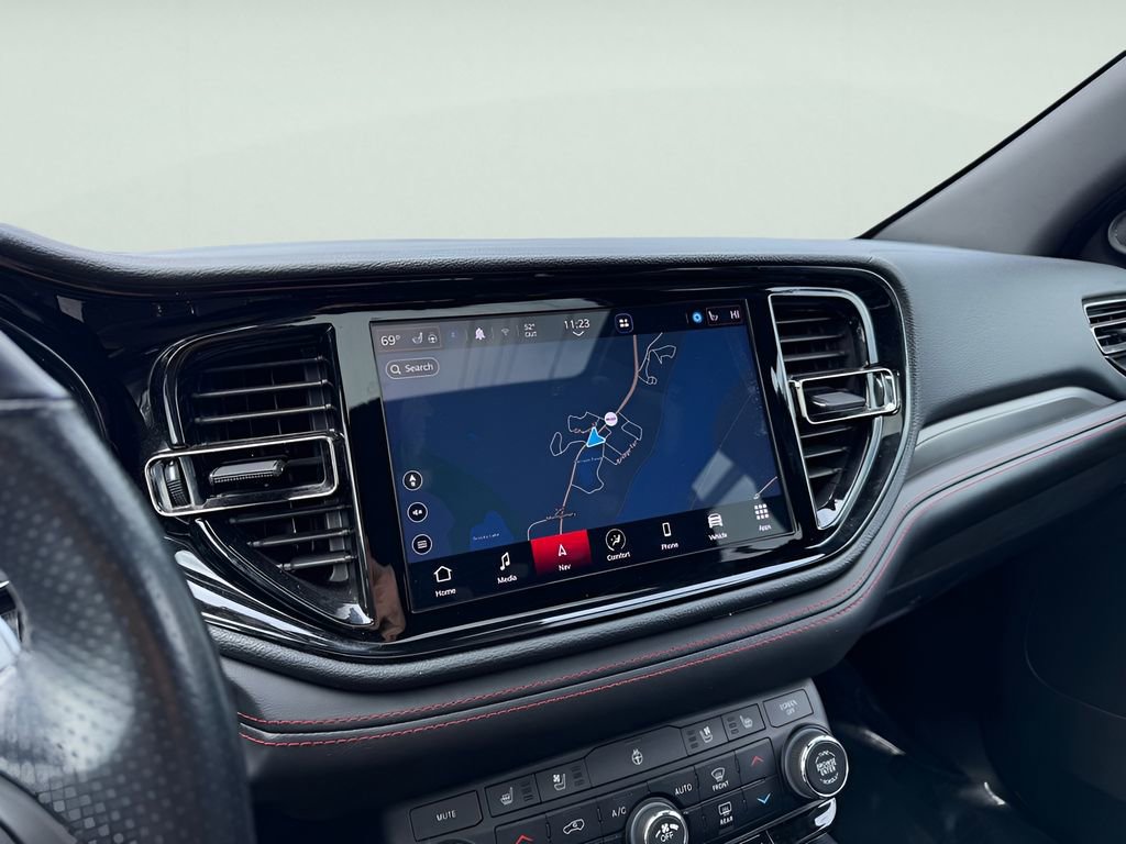 Used 2023 Dodge Durango GT image 23