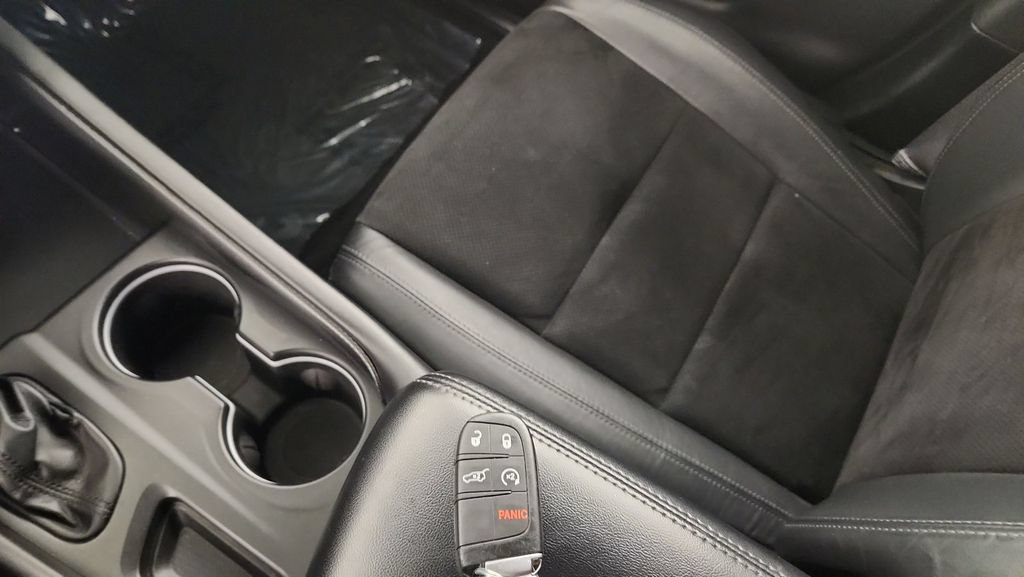 Used 2022 Dodge Durango GT AWD/4WD image 22