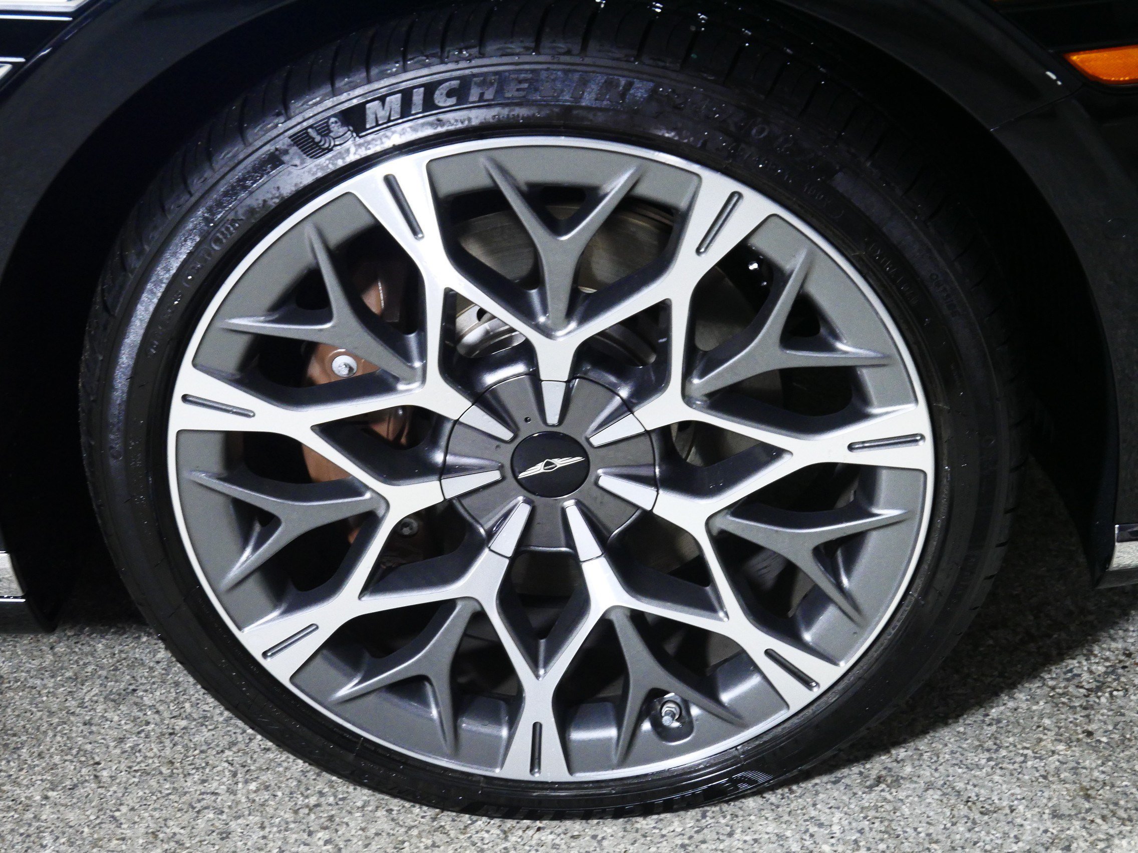 Certified 2024 Genesis G90 3.5T AWD/4WD image 15