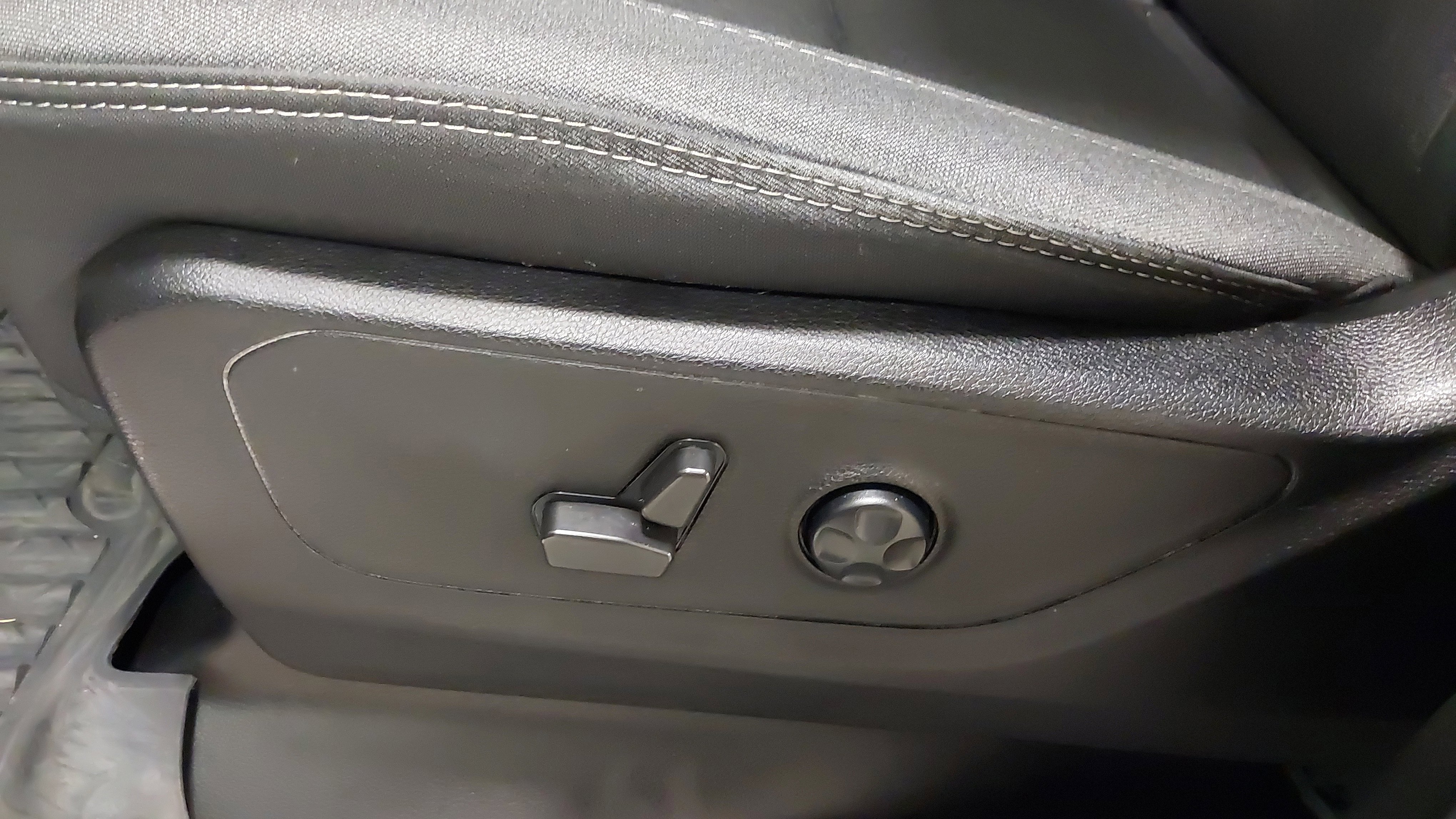 Used 2021 RAM 1500 Big Horn image 22