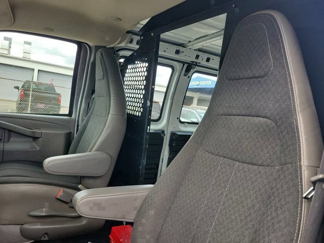 Used 2020 GMC Savana 2500 w/ Driver Convenience Package RWD image 20