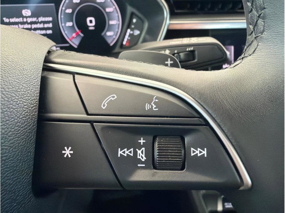 Used 2023 Audi Q3 2.0T Premium Plus image 18