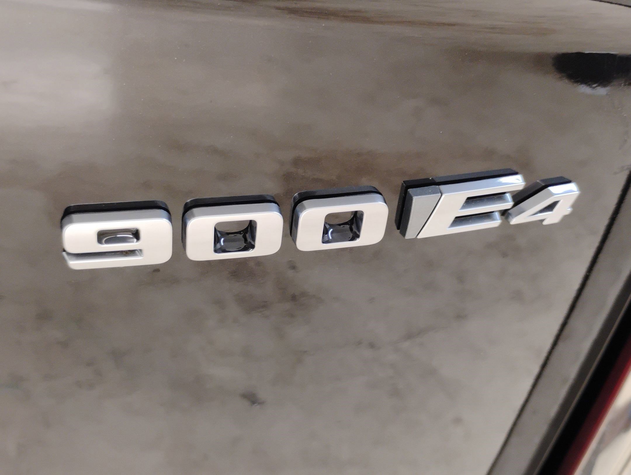 New 2026 Cadillac Vistiq Sport w/ LPO, Floor Liner Package image 23