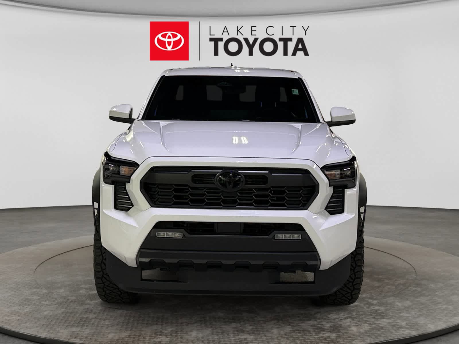 Used 2026 Toyota Tacoma TRD Off-Road AWD/4WD image 14