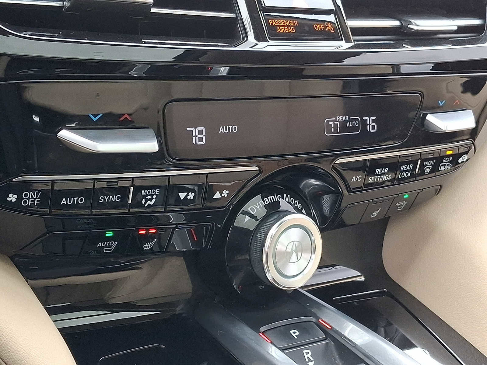 Used 2023 Acura MDX SH-AWD w/ Technology Package image 12