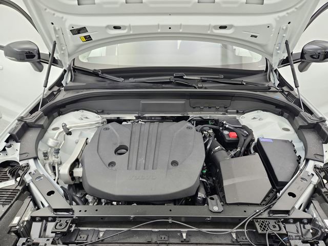 New 2026 Volvo XC60 B5 Core image 16