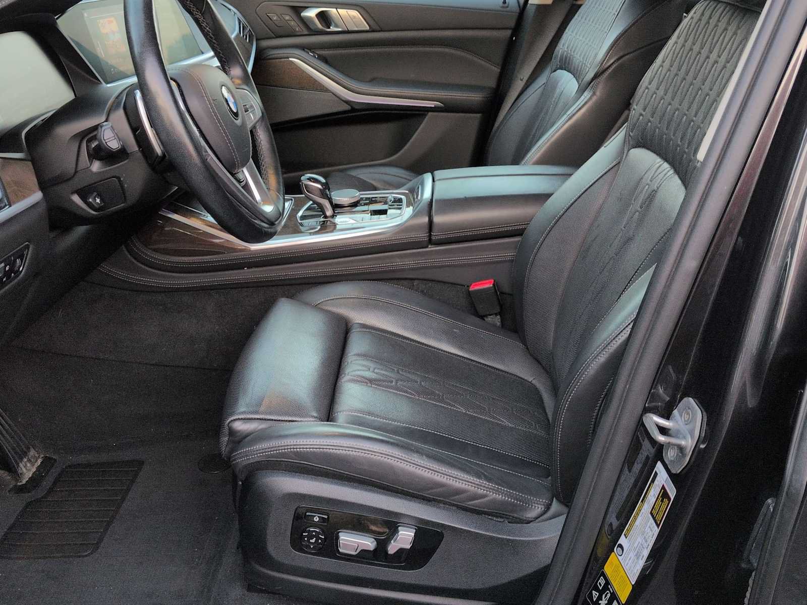 Used 2020 BMW X7 xDrive40i w/ Premium Package AWD/4WD image 17