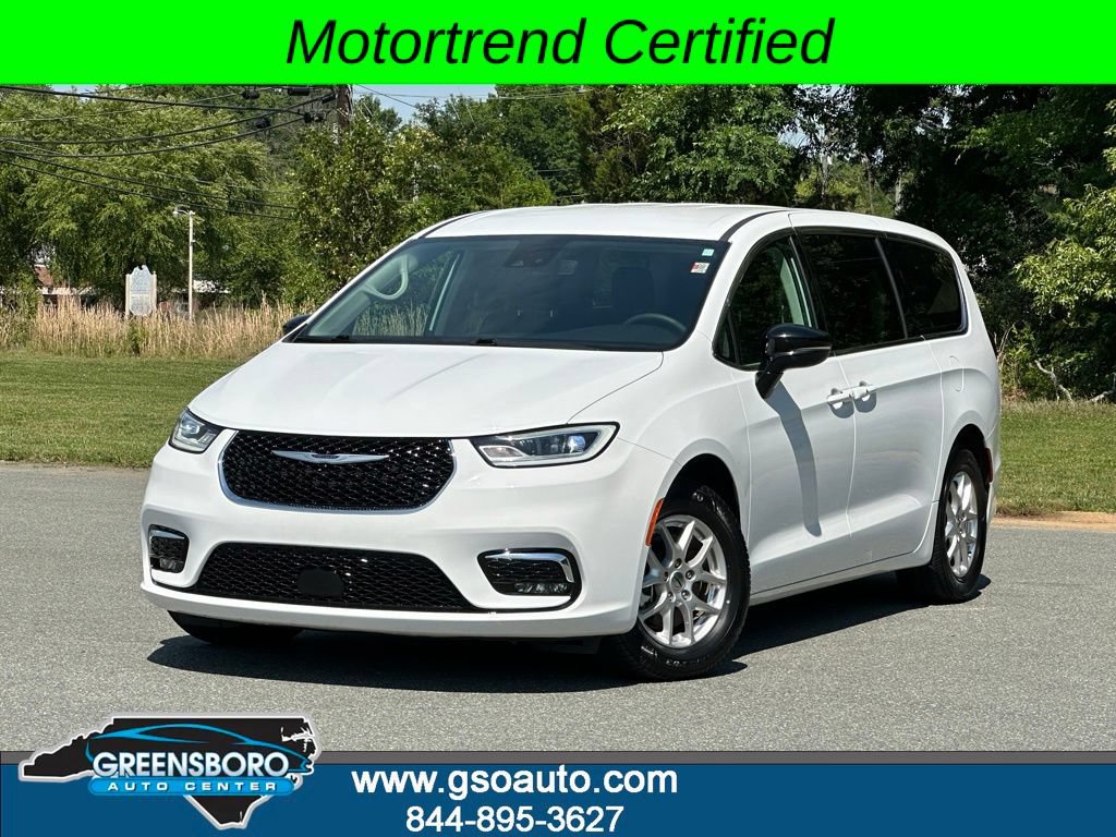 Used 2024 Chrysler Pacifica Touring-L