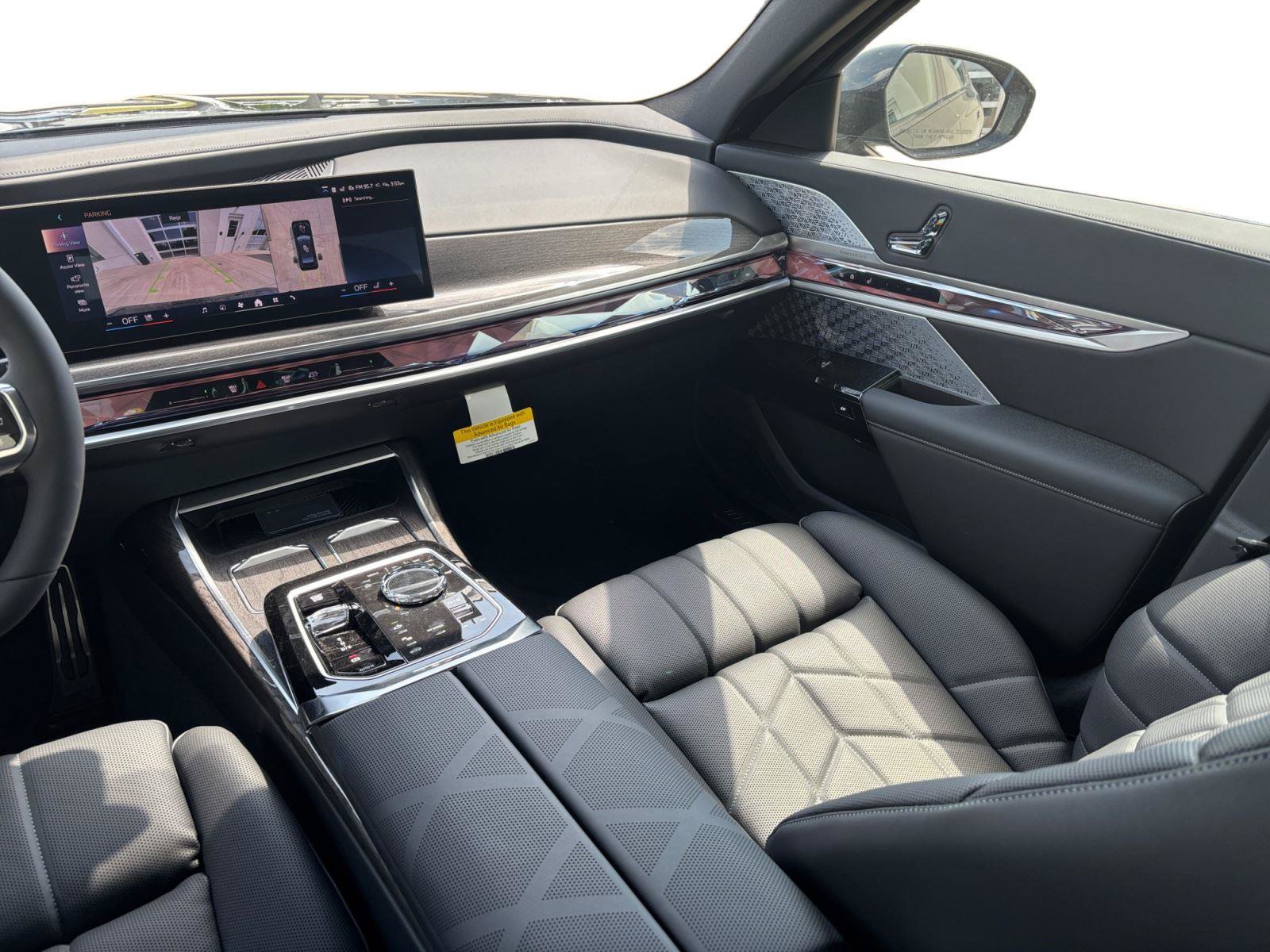 New 2026 BMW 760i xDrive w/ Executive Package AWD/4WD image 25