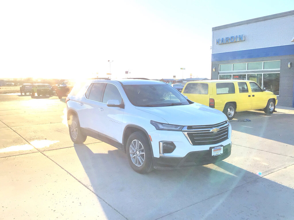 Used 2023 Chevrolet Traverse LT image 8