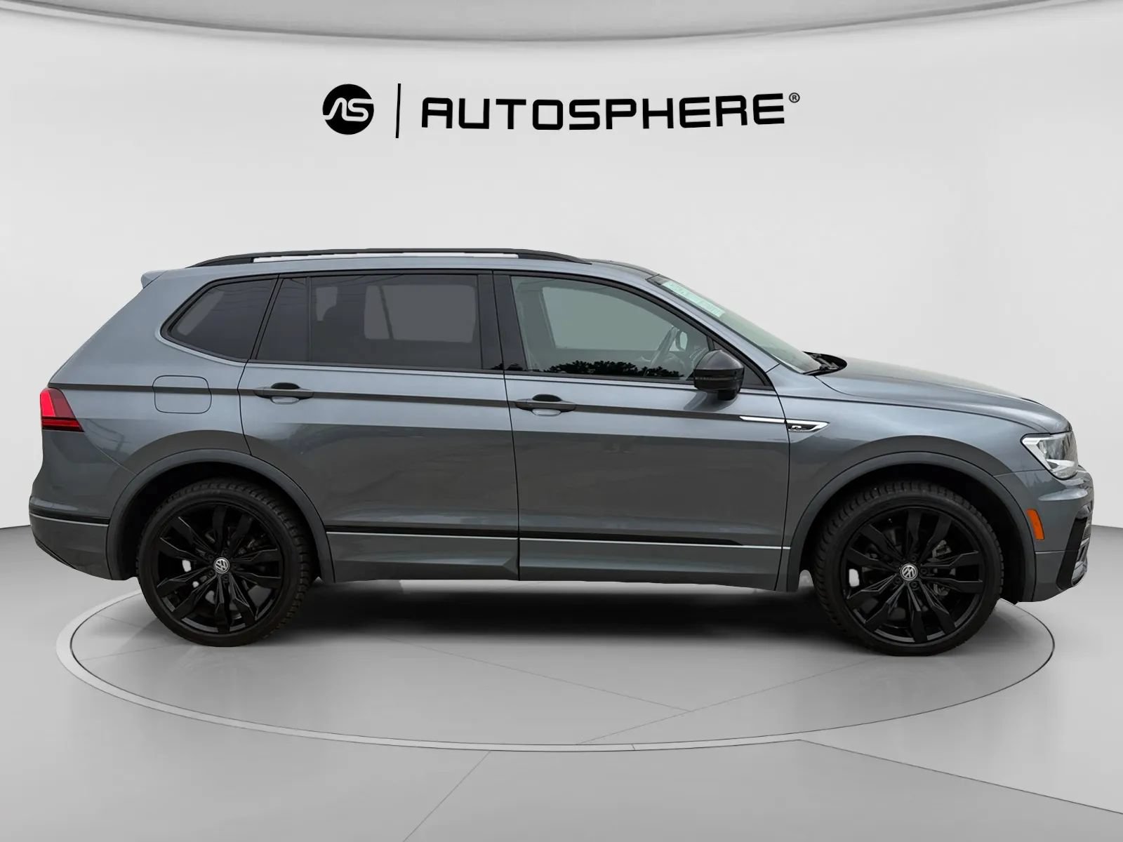 Used 2021 Volkswagen Tiguan SE R-Line AWD/4WD image 10