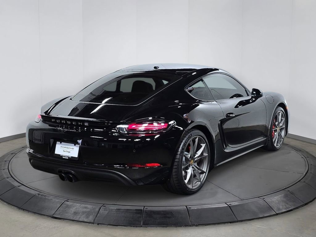 Certified 2024 Porsche 718 Cayman S RWD image 7