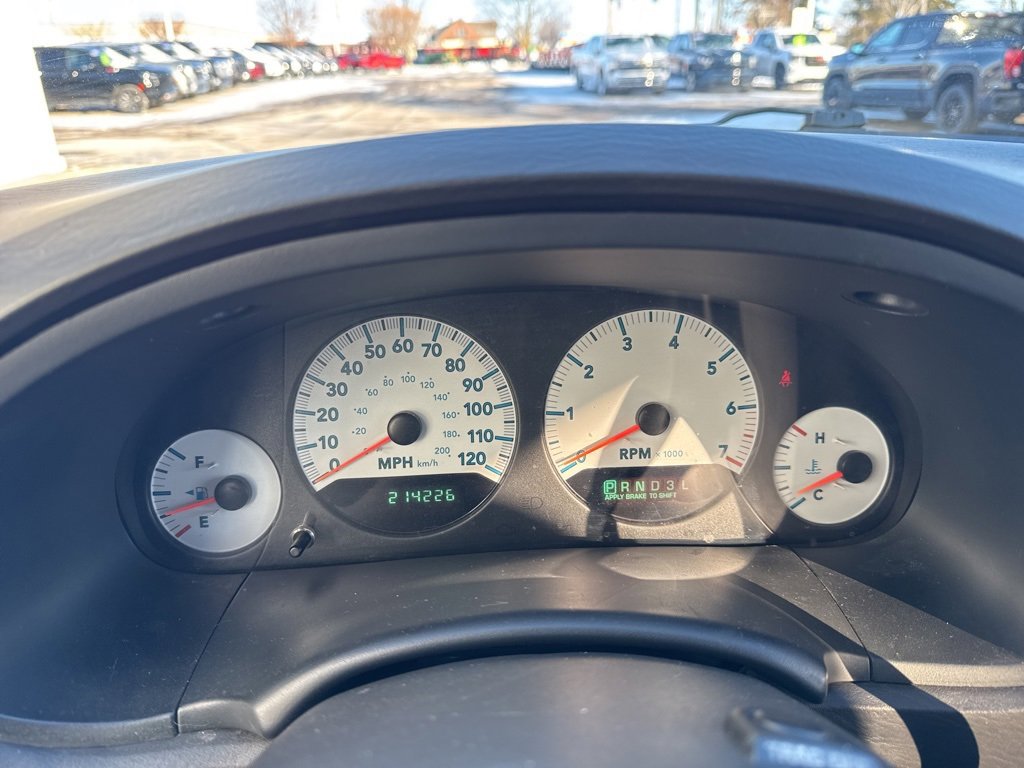 Used 2005 Dodge Grand Caravan SXT image 17