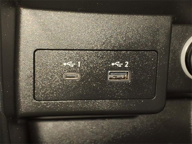 Used 2021 Nissan Kicks SR w/ SR Premium Package image 26