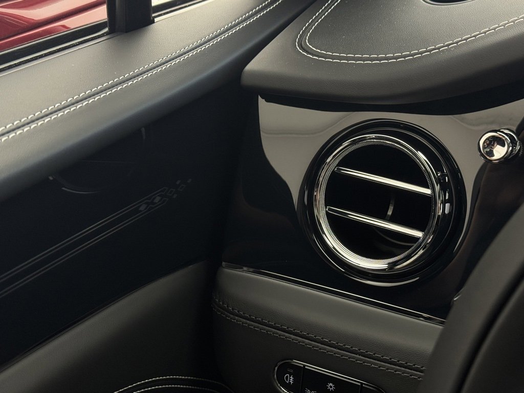 New 2025 Bentley Bentayga image 14