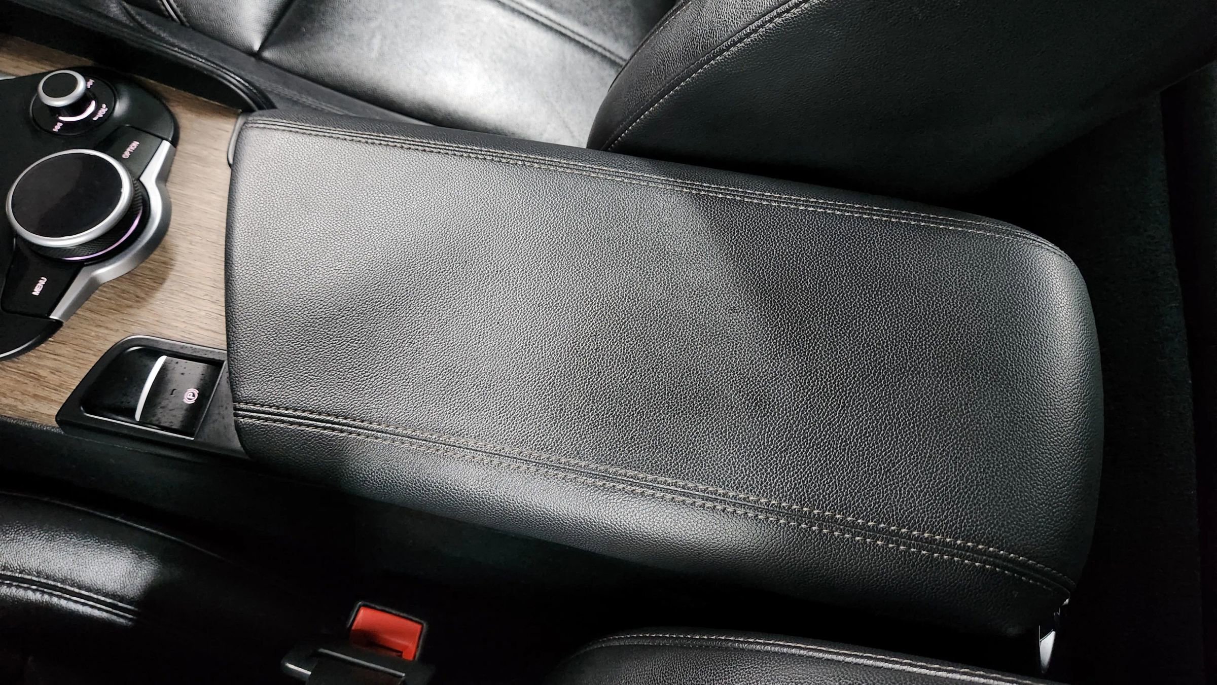 Used 2017 Alfa Romeo Giulia Ti w/ TI Performance Package image 39