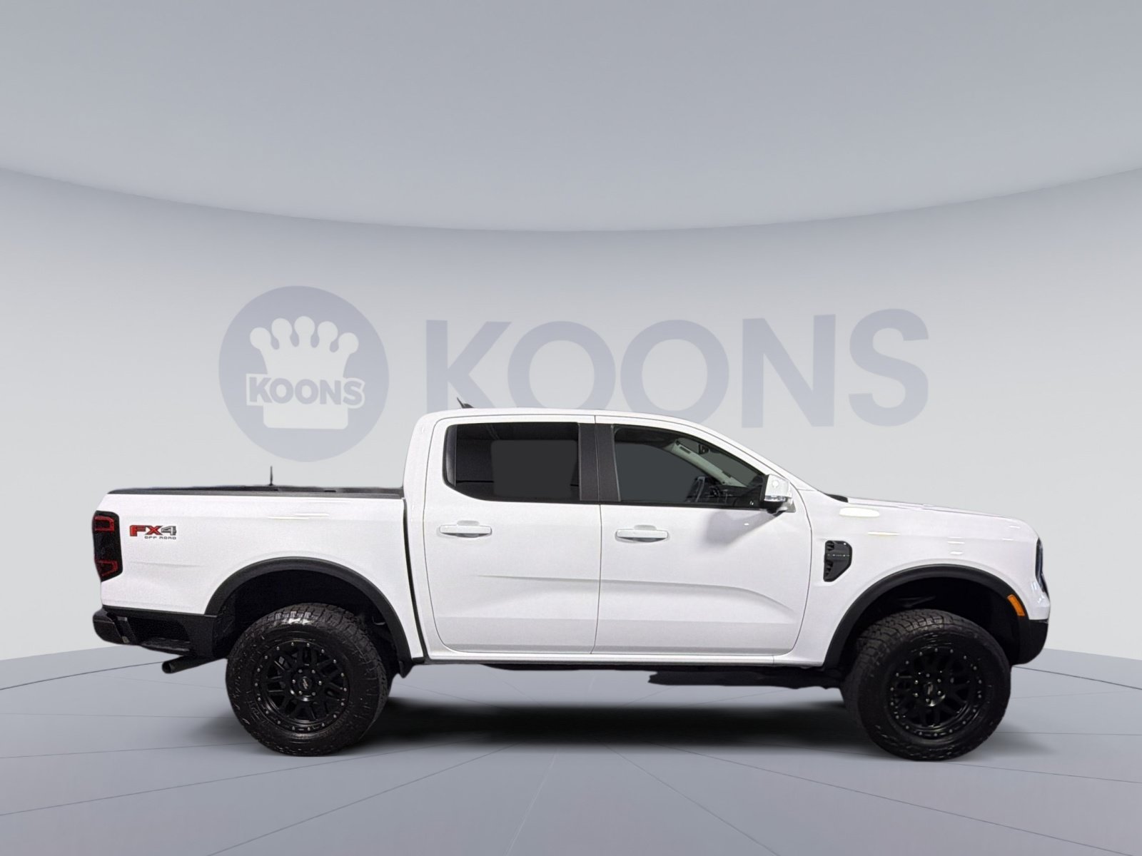 Used 2025 Ford Ranger Lariat w/ FX4 Off-Road Package AWD/4WD image 8