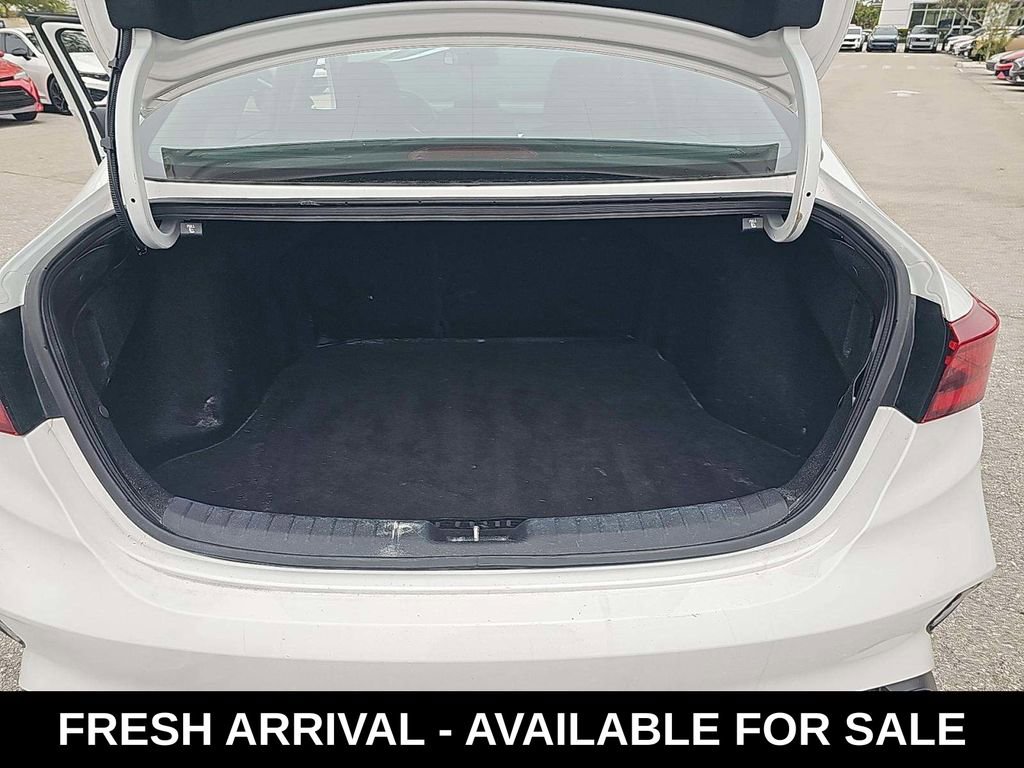 Used 2023 Kia Forte LXS image 14