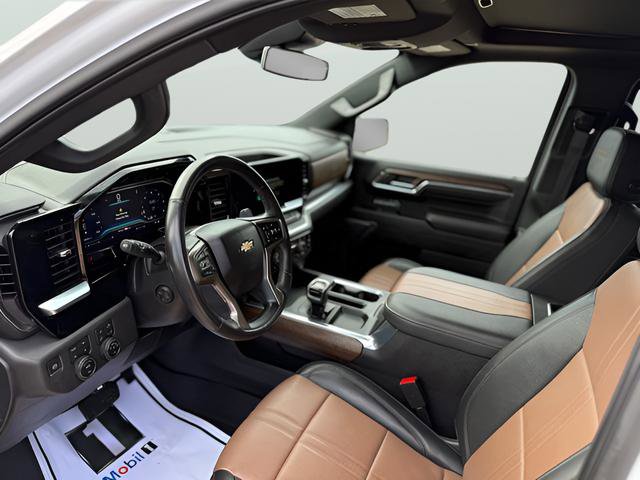 Used 2023 Chevrolet Silverado 1500 High Country w/ High Country Premium Package image 8