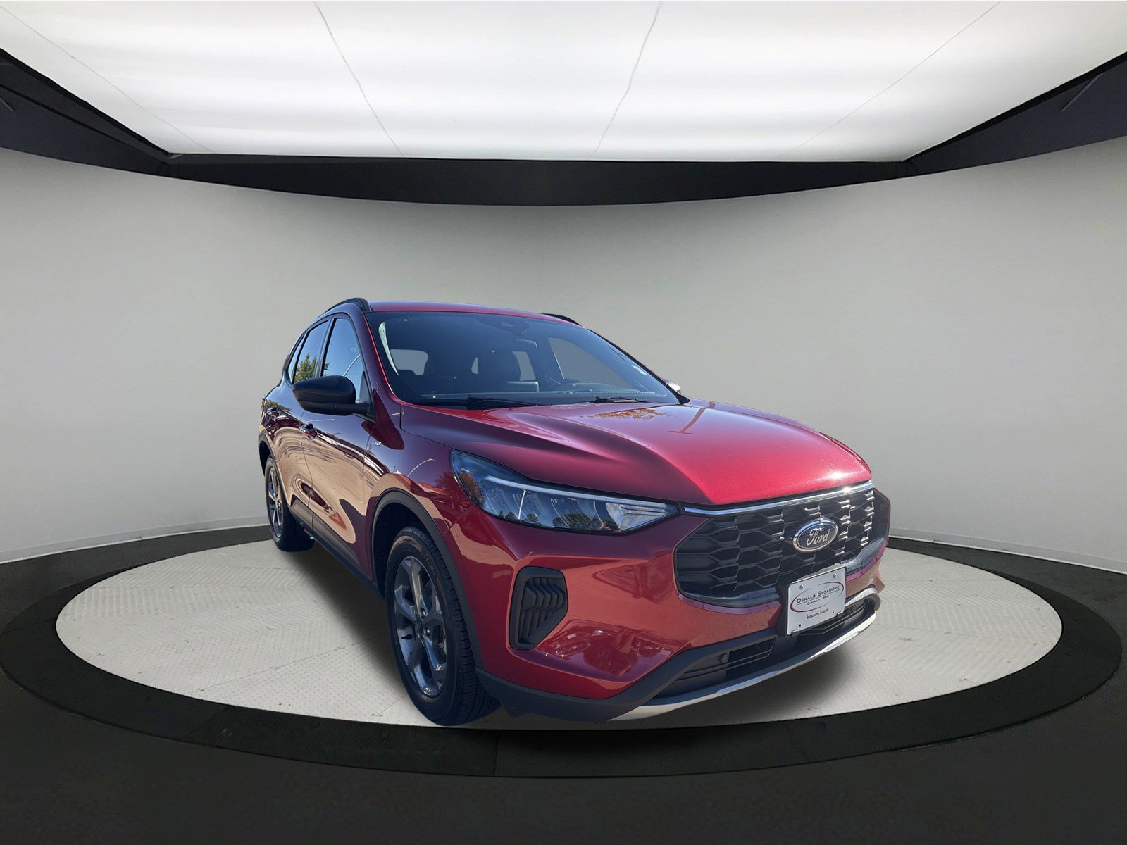 Used 2025 Ford Escape ST-Line FWD image 2