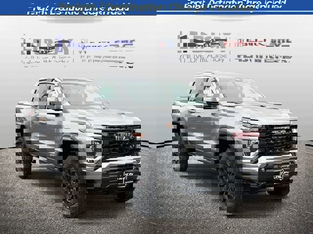 New 2026 GMC Canyon Elevation w/ Convenience Package image 1