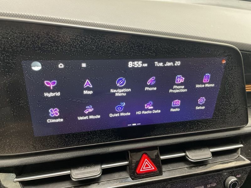 Used 2024 Kia Niro EX Touring image 30