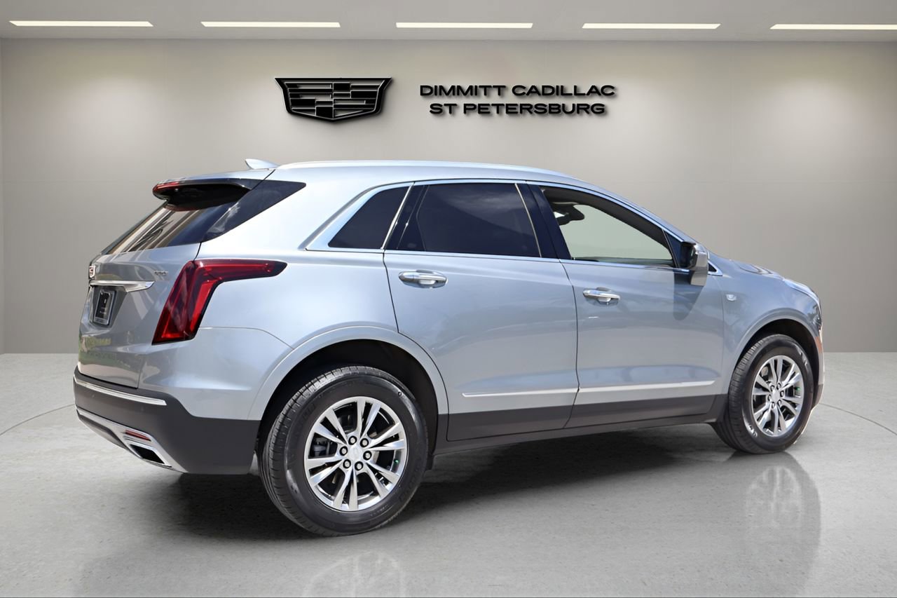Certified 2023 Cadillac XT5 Premium Luxury FWD image 5