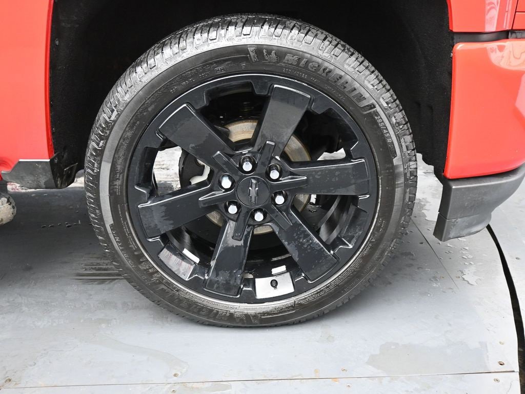 Used 2017 Chevrolet Silverado 1500 LT w/ All Star Edition image 13