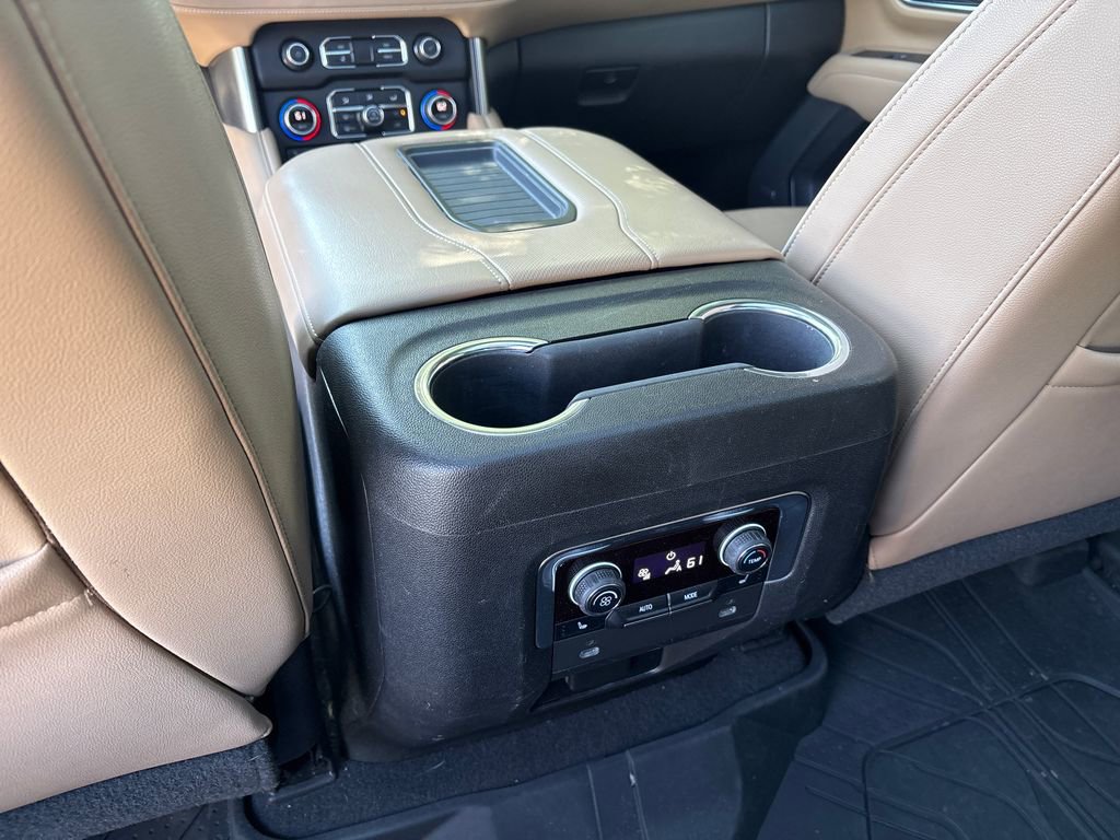 Used 2021 Chevrolet Tahoe Premier w/ Premium Package AWD/4WD image 42