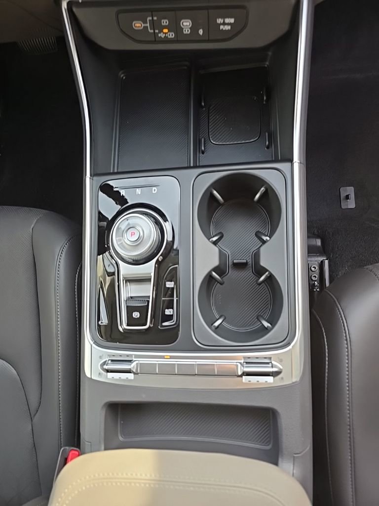 New 2026 Kia Carnival SX image 9