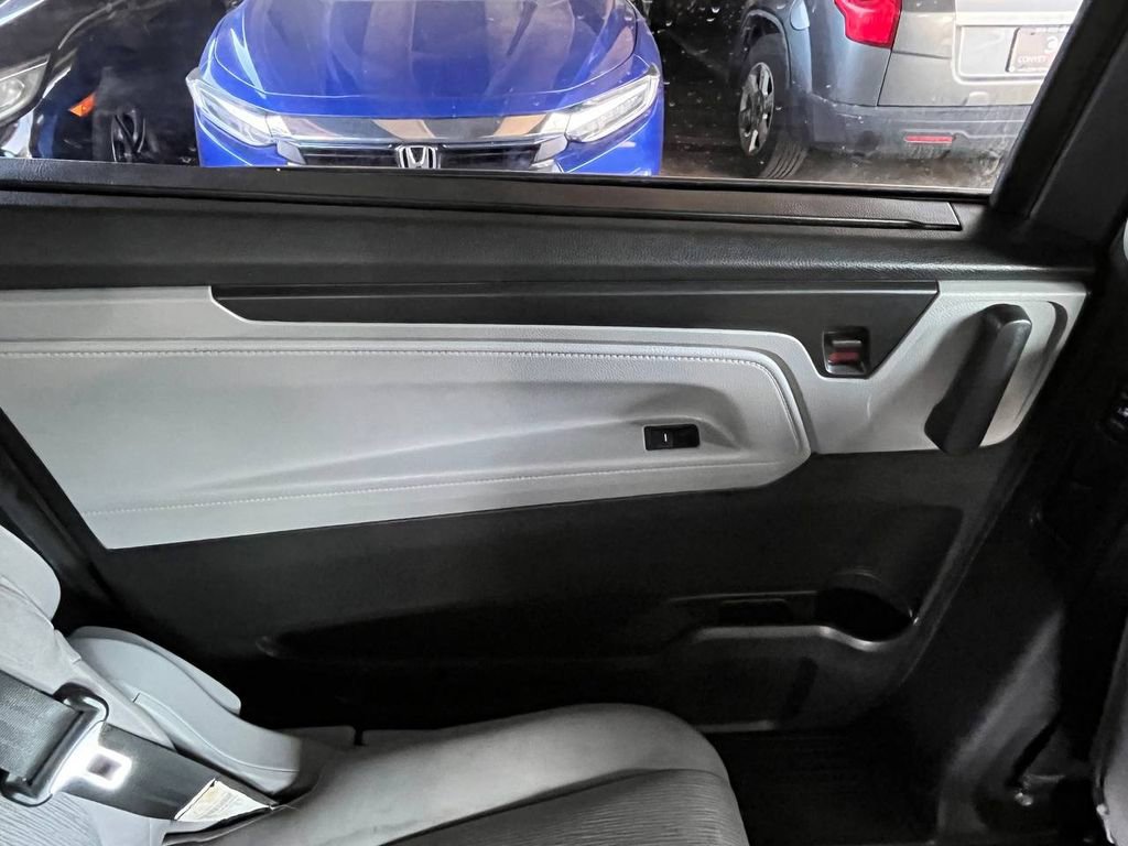 Used 2020 Honda Odyssey EX image 25