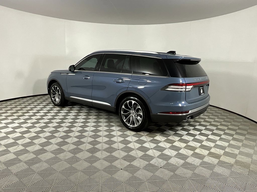 Used 2025 Lincoln Aviator Reserve image 3