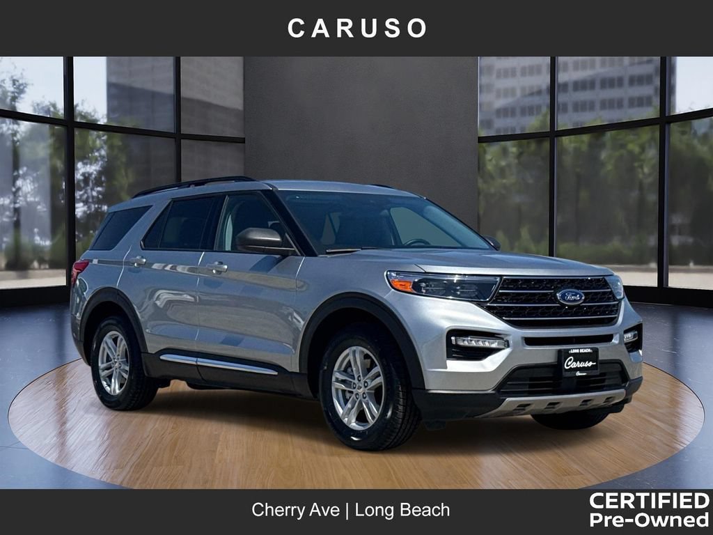 Used 2023 Ford Explorer XLT w/ Equipment Group 202A RWD image 1