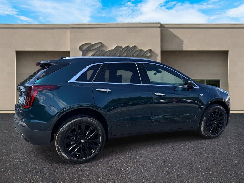 New 2026 Cadillac XT5 Premium Luxury w/ LPO, ONYX Package AWD/4WD image 3