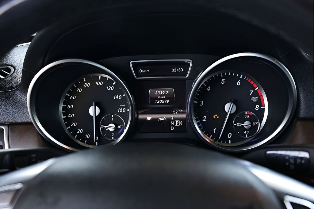 Used 2013 Mercedes-Benz GL 550 4MATIC image 21