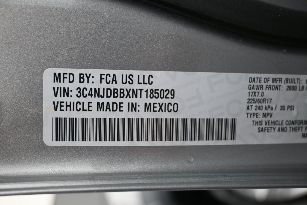 Used 2022 Jeep Compass Latitude w/ Convenience Group AWD/4WD image 14