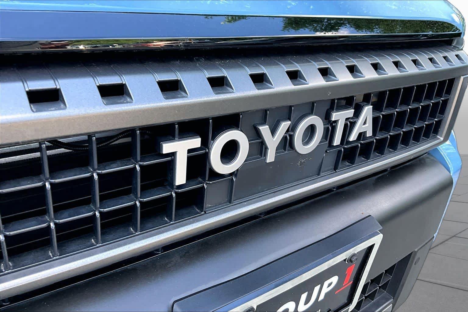 Certified 2025 Toyota Land Cruiser w/ Premium Package AWD/4WD image 29