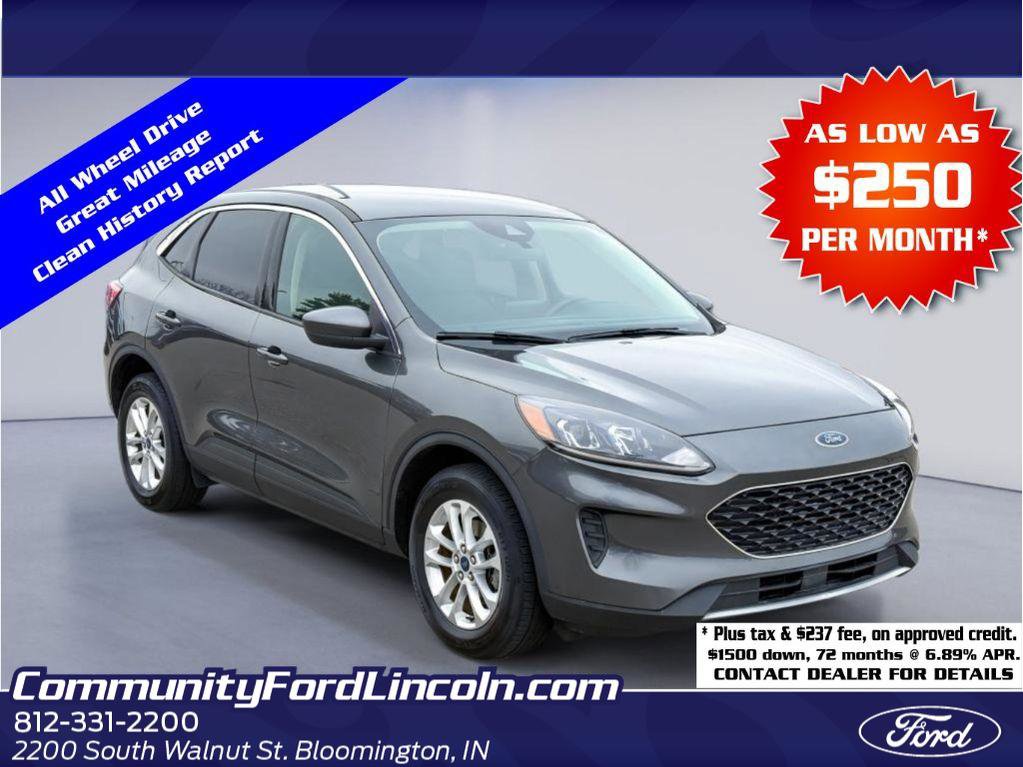 Used 2020 Ford Escape SE image 1