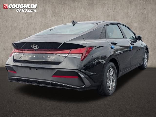 New 2026 Hyundai Elantra SE image 8