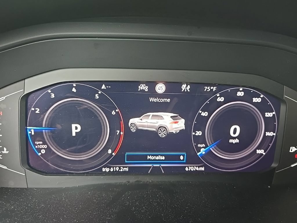 Used 2020 Volkswagen Atlas Cross Sport SEL Premium AWD/4WD image 2