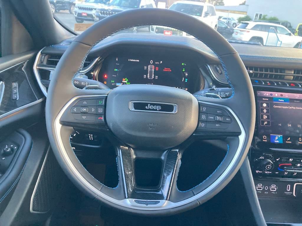 New 2024 Jeep Grand Cherokee Trailhawk w/ Advanced Protech Group II AWD/4WD image 16