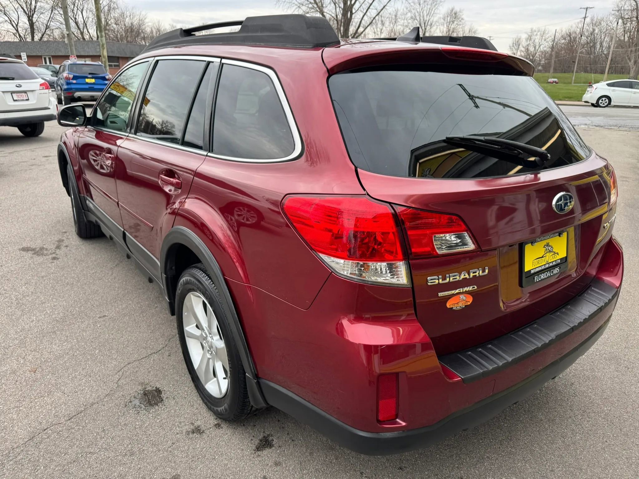 Used 2014 Subaru Outback 2.5i Limited w/ Moonroof Package AWD/4WD image 6