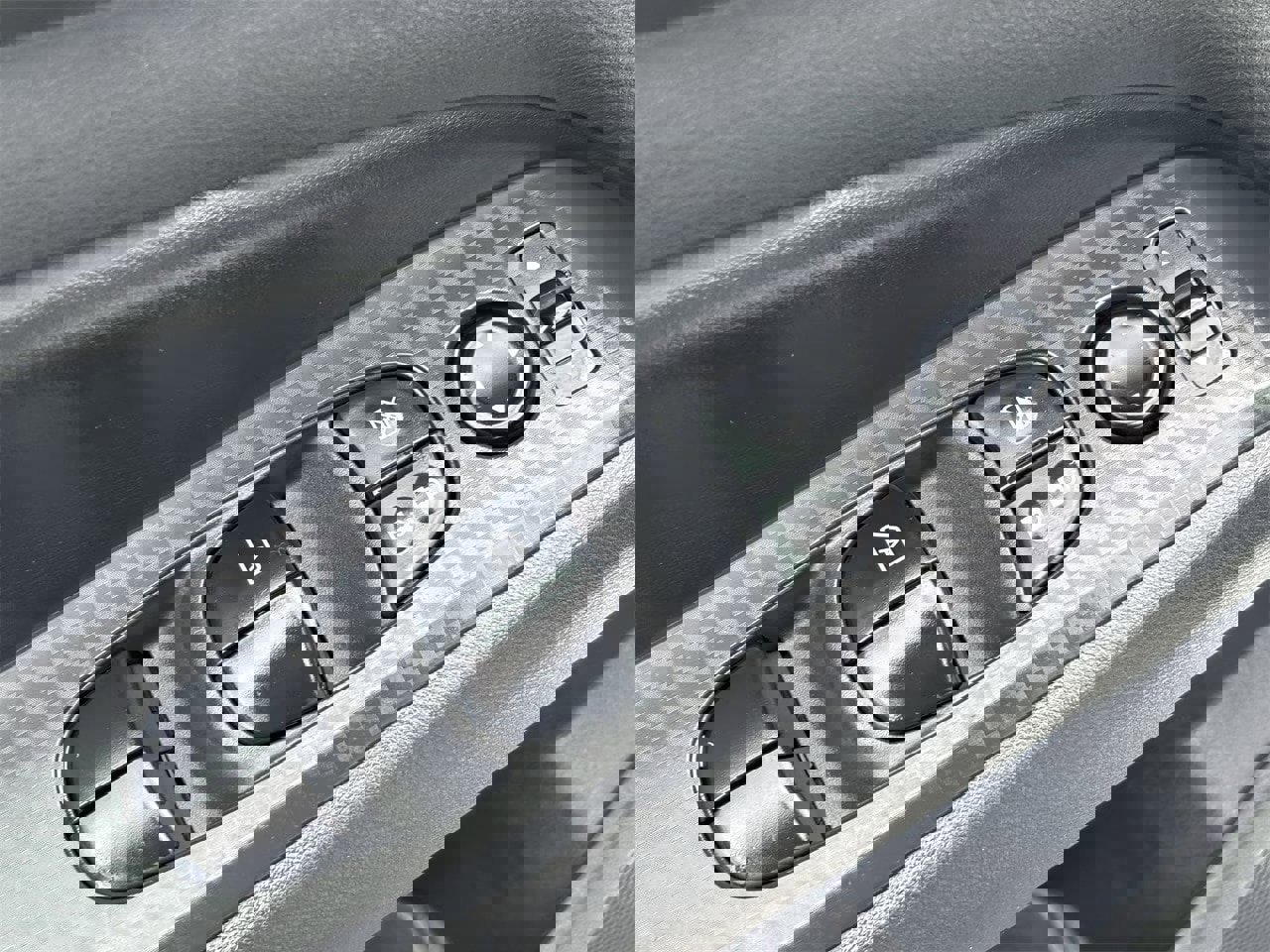 New 2025 Nissan Altima 2.5 SV w/ SV Special Edition Package image 26